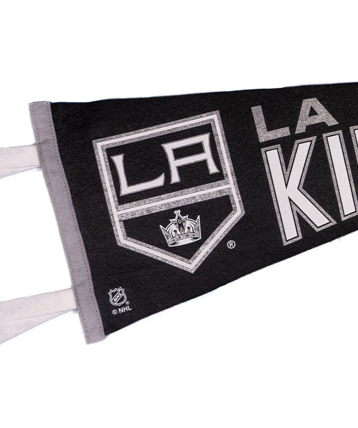 Hockey Los Angeles Kings (LA) Pennant • NHL x Oxford Pennant - - Pennant - Oxford Pennant Hockey Lifestyle | Built by Fans for Fans | Perfect Gift for hockey fan or hockey players that live in the hockey culture