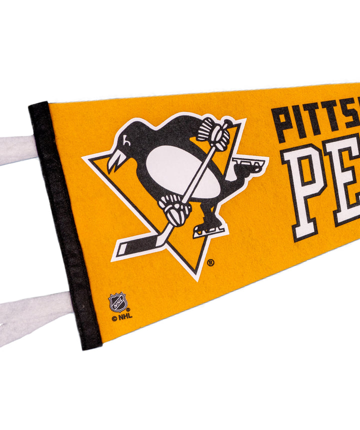 Hockey Pittsburgh Penguins Pennant • NHL x Oxford Pennant - - Pennant - Oxford Pennant Hockey Lifestyle | Built by Fans for Fans | Perfect Gift for hockey fan or hockey players that live in the hockey culture