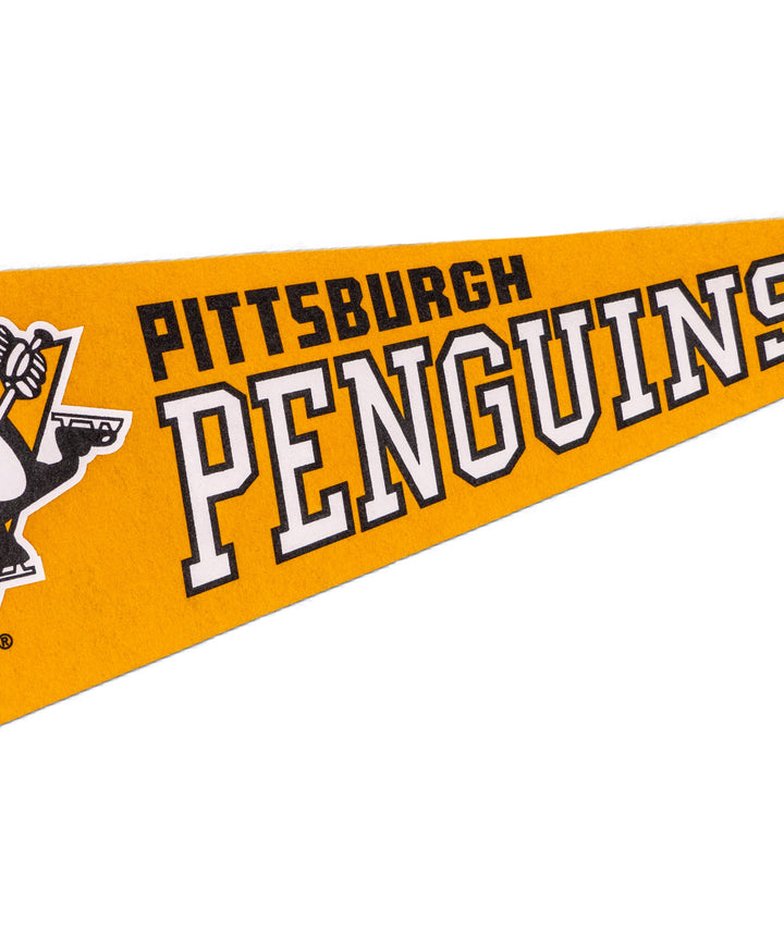 Hockey Pittsburgh Penguins Pennant • NHL x Oxford Pennant - - Pennant - Oxford Pennant Hockey Lifestyle | Built by Fans for Fans | Perfect Gift for hockey fan or hockey players that live in the hockey culture